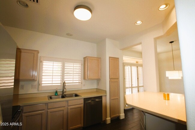 Building Photo - 13022 Broken Arrow Dr