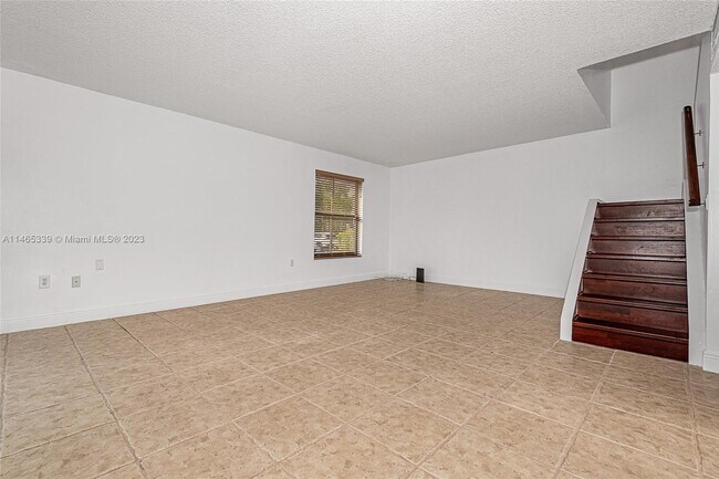 Building Photo - 4700 SW 67th Ave