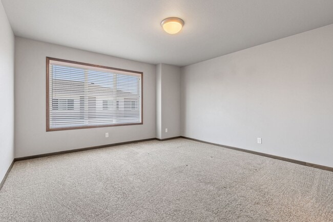 Building Photo - 3375 Pr Hts Wy