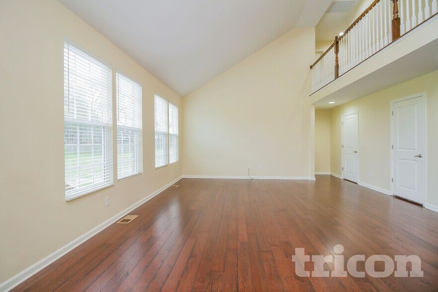 Building Photo - 771 Nelms Dr