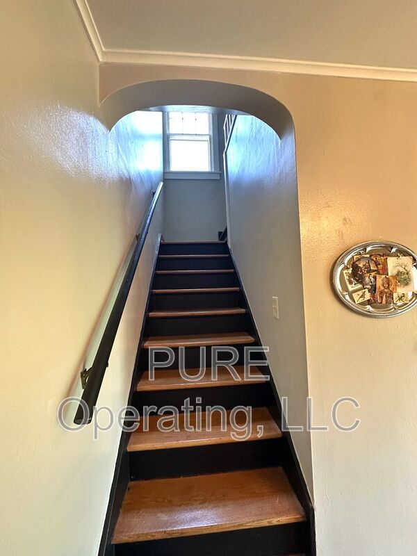 Building Photo - 4679 Poppleton Ave