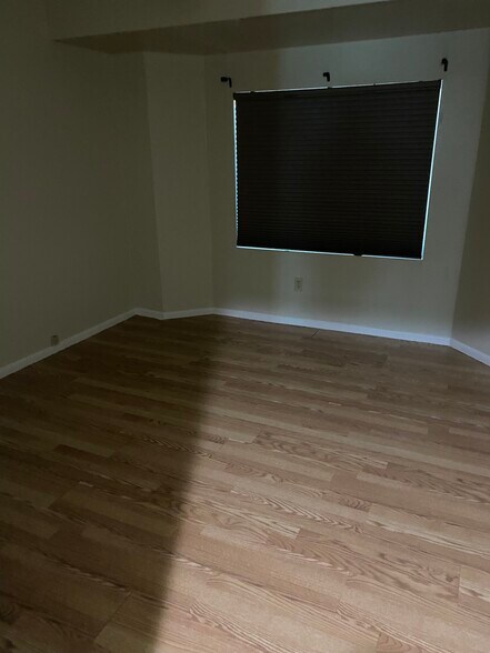 Building Photo - 15641 N 63rd Way