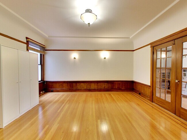 Building Photo - 1344-1346 Chestnut Street (1331r)