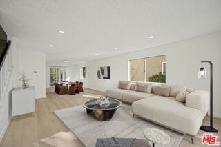 Building Photo - 243 Blanquita Way