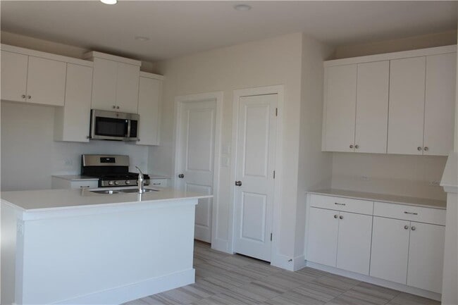 Building Photo - 508 White Steppe Way