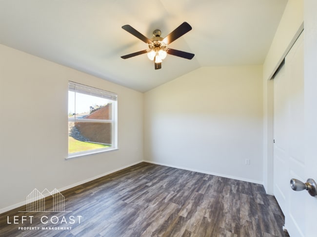 Building Photo - 2368 Salmon River Hwy