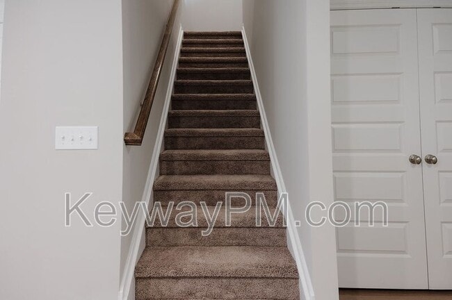 Building Photo - 4512 Chestnut Trl