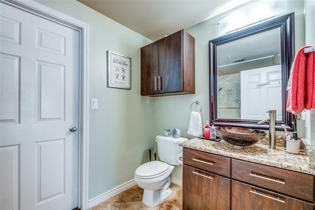 Building Photo - 3102 Kings Rd