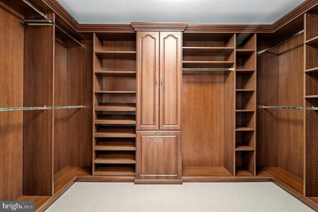 Building Photo - 13501 Casablanca Ct