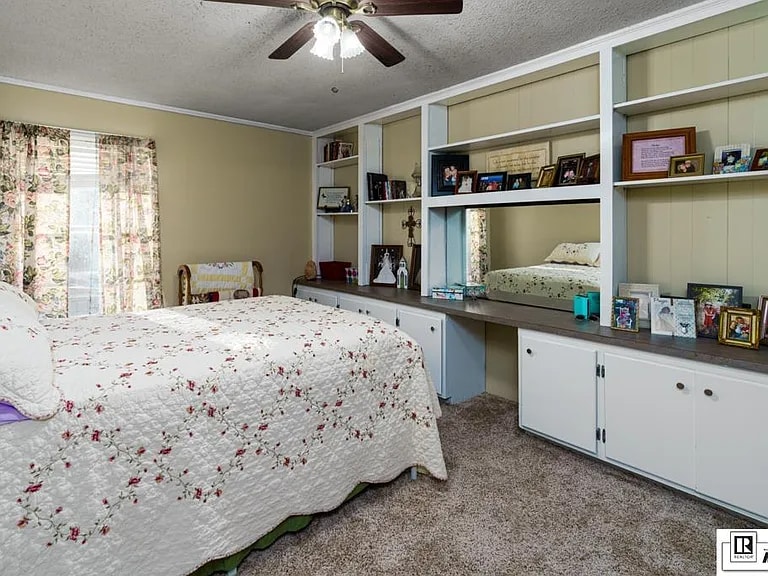 Building Photo - 103 Pecan Bayou Dr