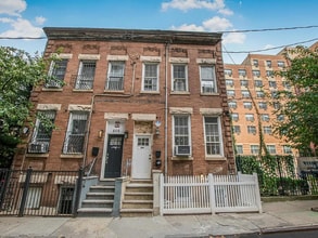 Building Photo - 507 Weiher Ct