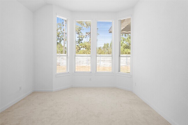 Building Photo - 17127 Crimson Crest Dr