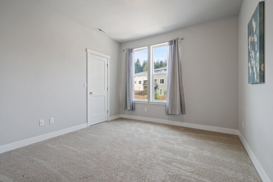Bedroom 2 (Right View) - 1182 NE Sockeye Ct