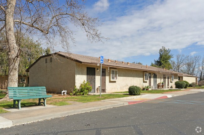 Madera Garden Apartments - Madera, CA | Apartment Finder