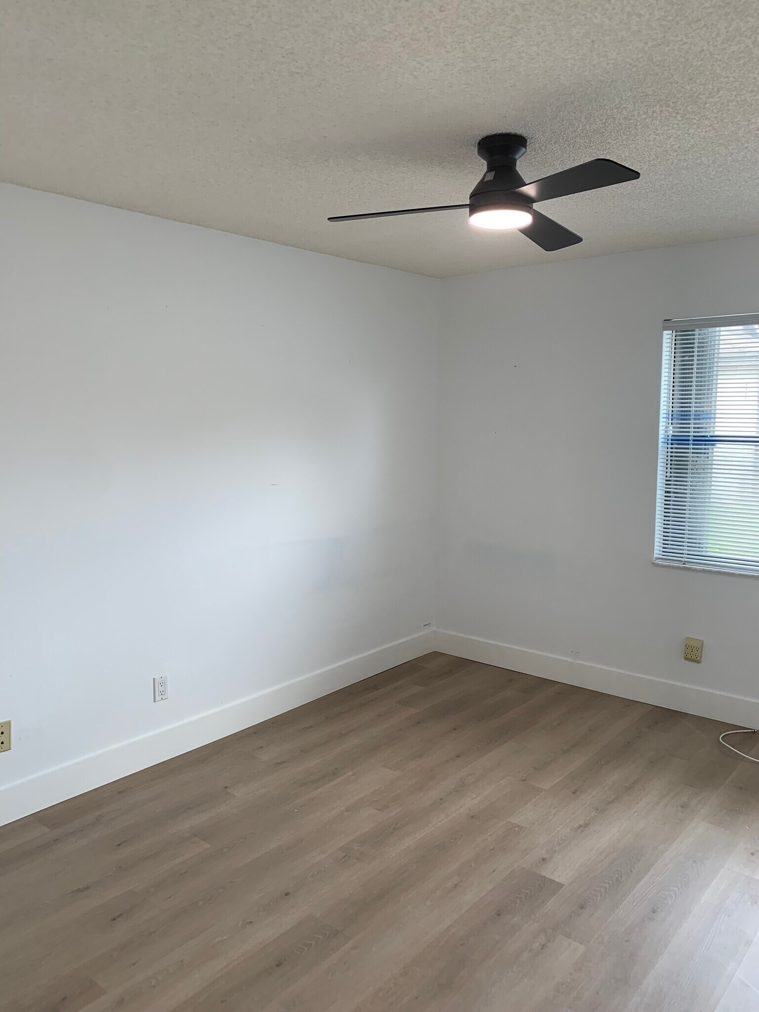 2025 SO FLO Real Estate Group 3532 NW 95th Terr - 3532 NW 95th Ter