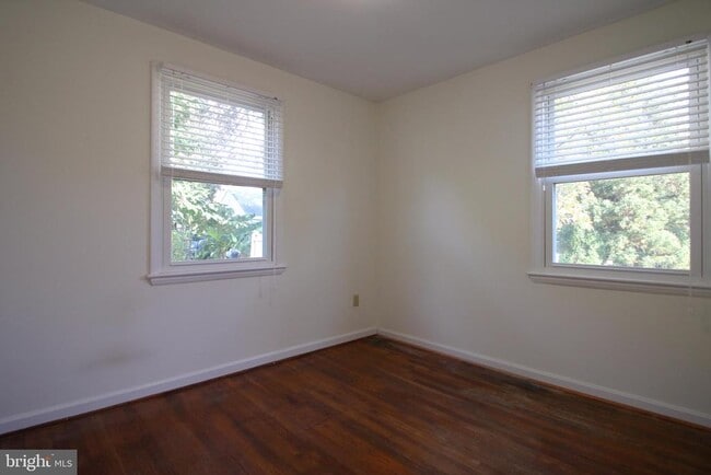 Building Photo - 3052 Westfall Pl