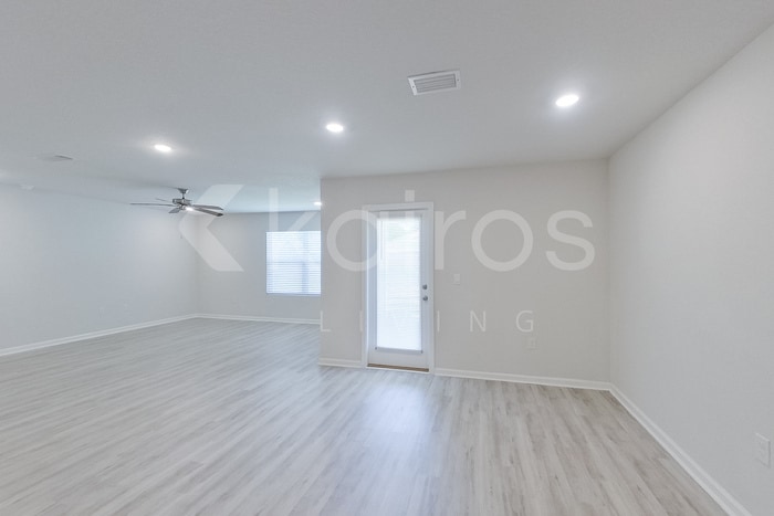 Building Photo - 152 Swallowtail Ln