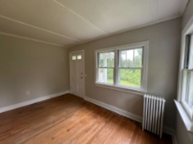 Building Photo - 28 Gardner Terrace