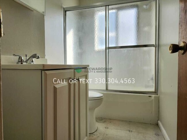 Building Photo - 1327 15th St NW