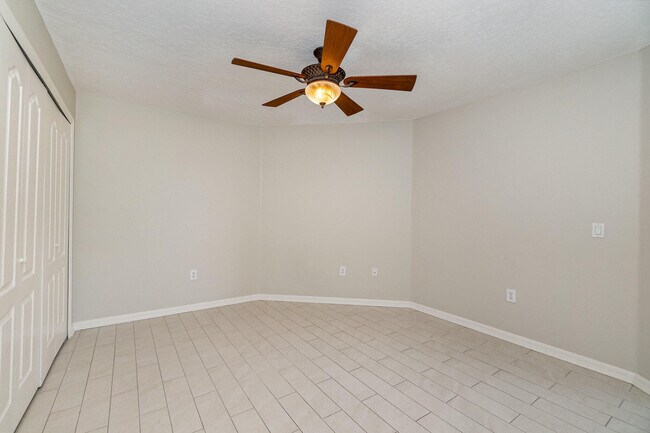 Building Photo - 801 Del Rio Way