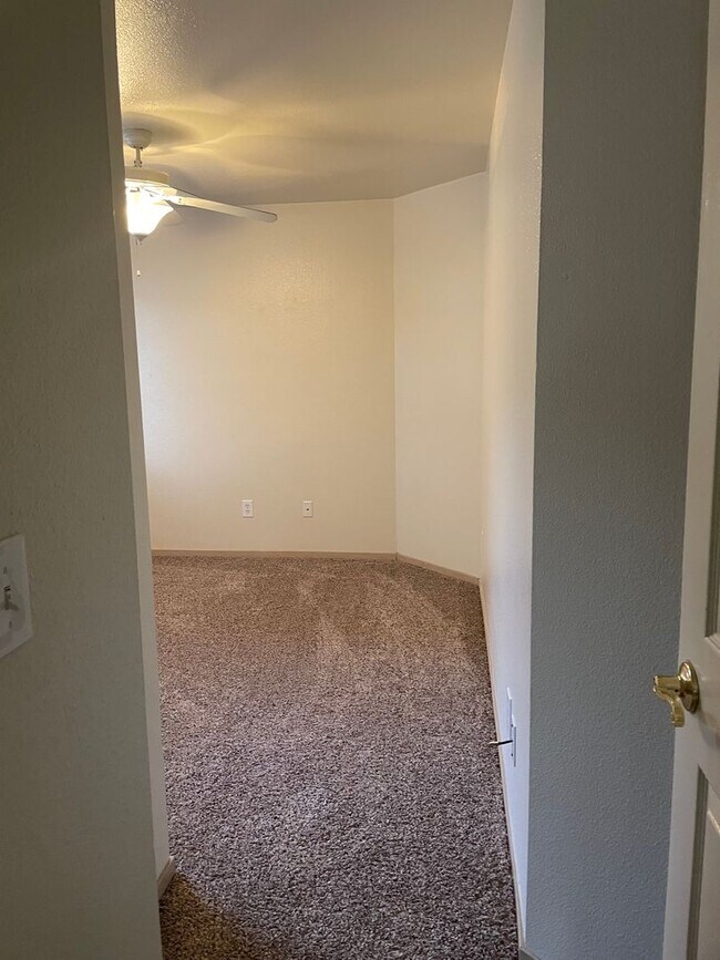 Building Photo - sout1067