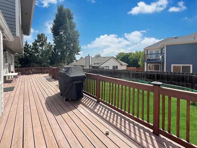 Building Photo - $0 DEPOSIT OPTION. SPACIOUS 5-BEDROOM CENT...