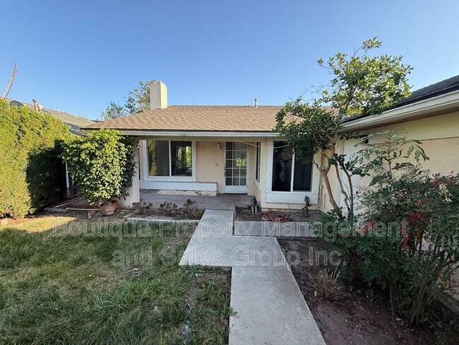 Building Photo - 23892 Danby Dr