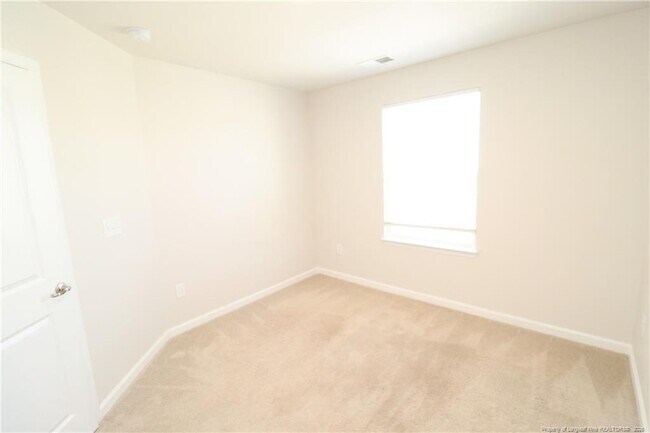 Building Photo - 244 Amber Acorn Ave