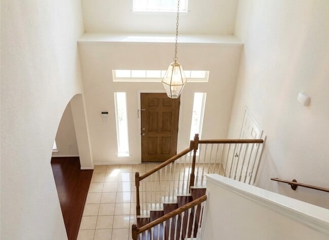 Building Photo - 2032 Creek Shore Ln