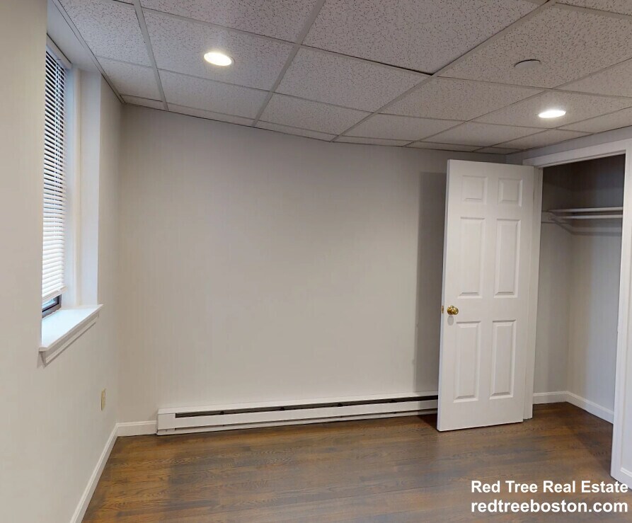 Building Photo - 85 Park Dr