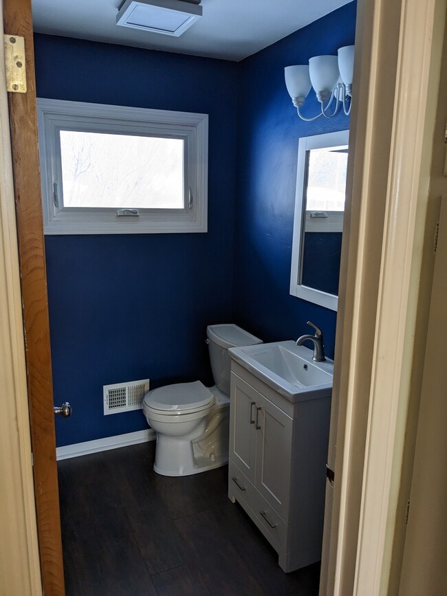 Building Photo - 3733 Cherry Wood Ln