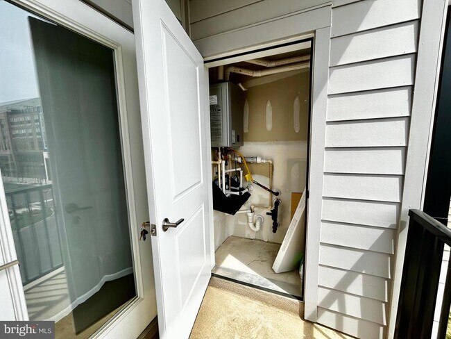 Building Photo - 1 Culvert Dr