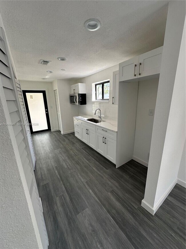 Building Photo - 3689 William Ave