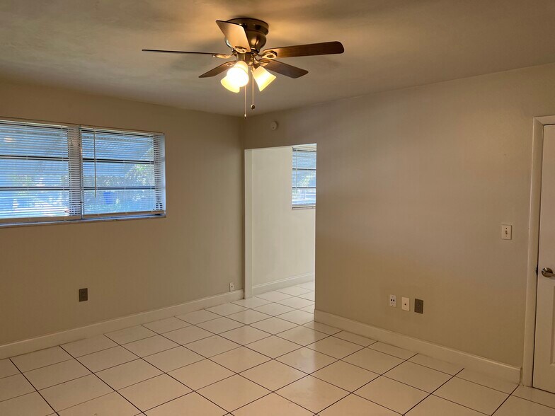 Building Photo - 1928 Taylor St