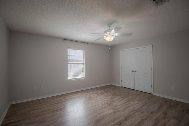 Building Photo - 17161 Excalibur Cir