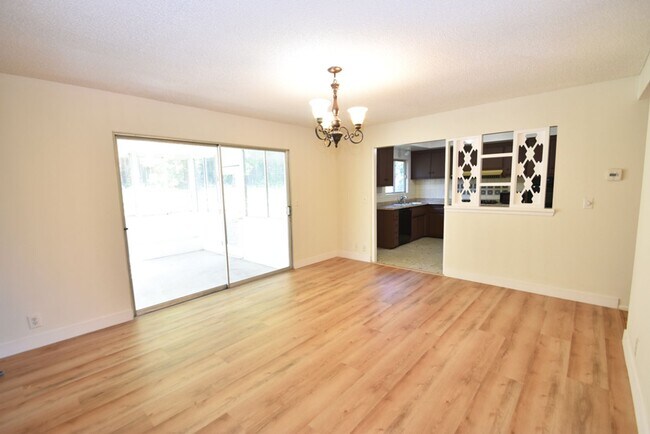 Building Photo - Fullerton Home w/Yard & Garage - 3 Bed/2 Bath