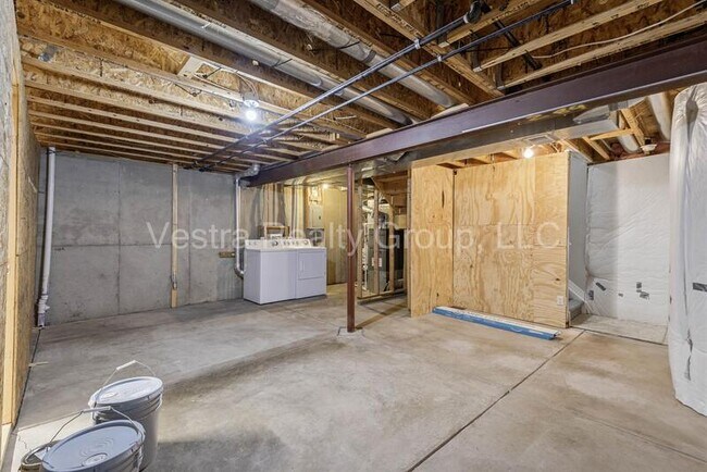 Building Photo - 9585 Deerhorn Court #34