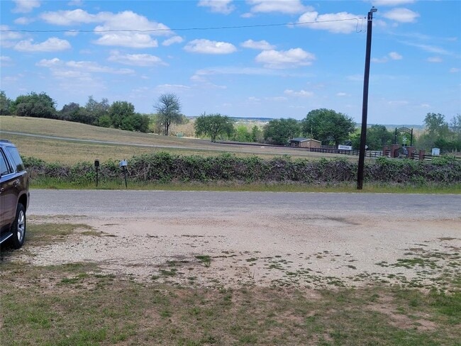 Building Photo - 205 2nd Ave