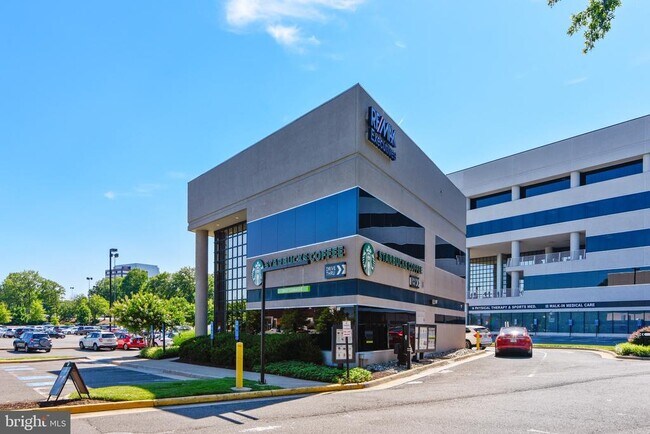 Building Photo - 11479 Carriage Gate Ct