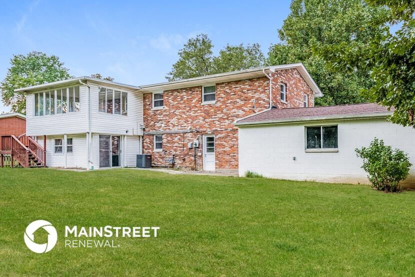 Building Photo - 2806 Winchester Dr