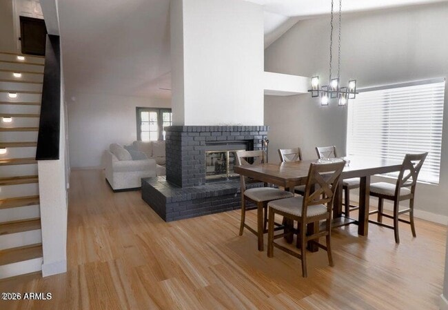 Building Photo - 113 S Ocean Dr