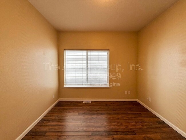 Building Photo - 13760 SW Mapleview Ln