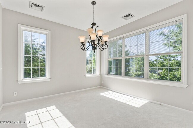 Building Photo - 327 Mill Pond Wy