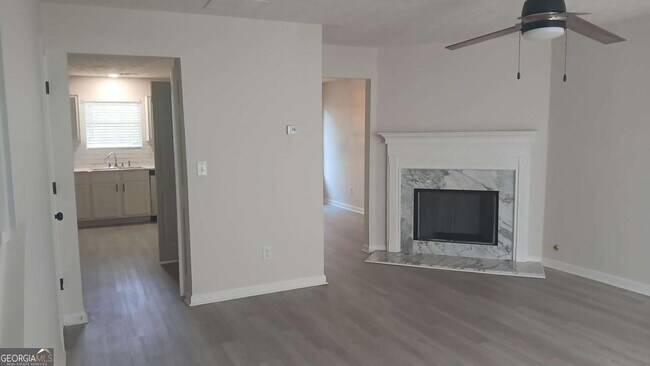 Building Photo - 5677 Wind Gate Ln