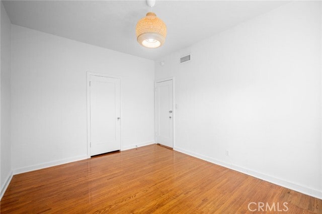 Building Photo - 216 E Windsor Rd