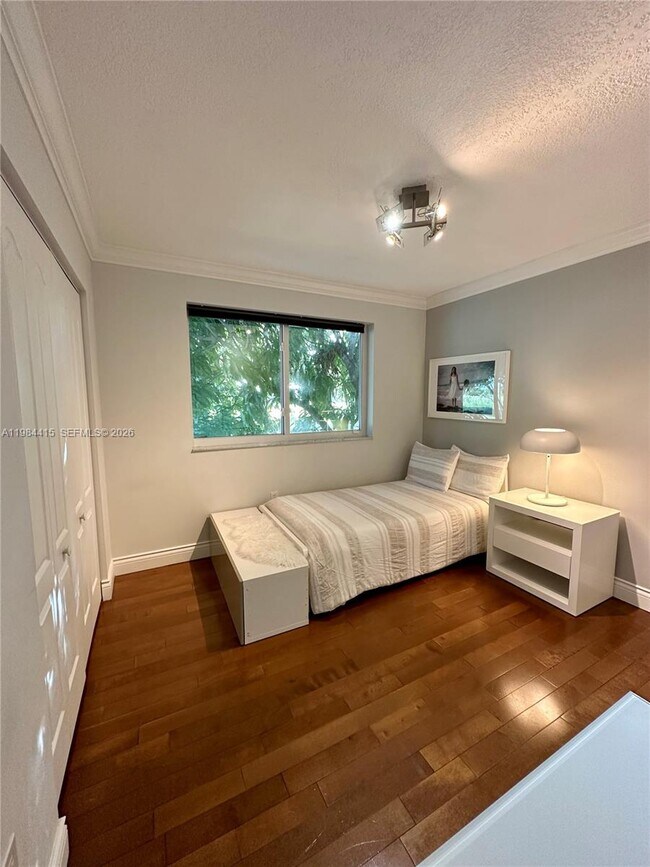 Building Photo - 9060 SW 215th Terrace