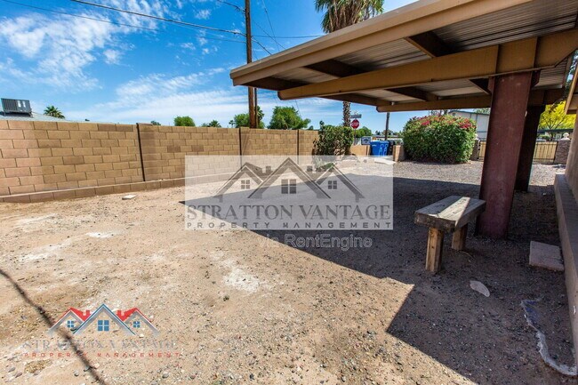 Building Photo - 2204 West Campbell Ave