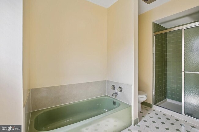 Building Photo - 6604 Tina Ln