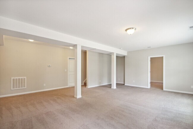 Building Photo - 2169 Grist Mill Dr SW