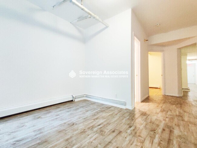 Building Photo - 188 Claremont Ave